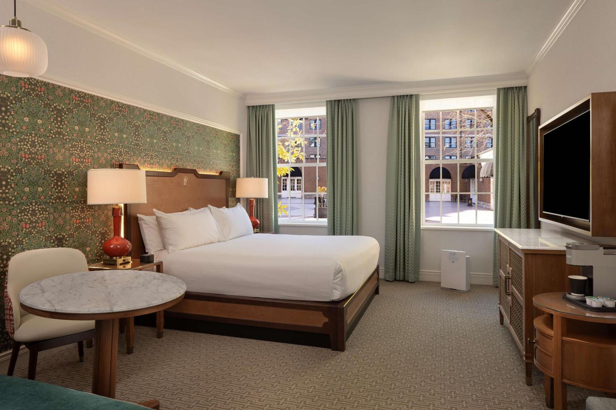 Hotel Roanoke & Conference Center, Curio Collection By Hilton Экстерьер фото